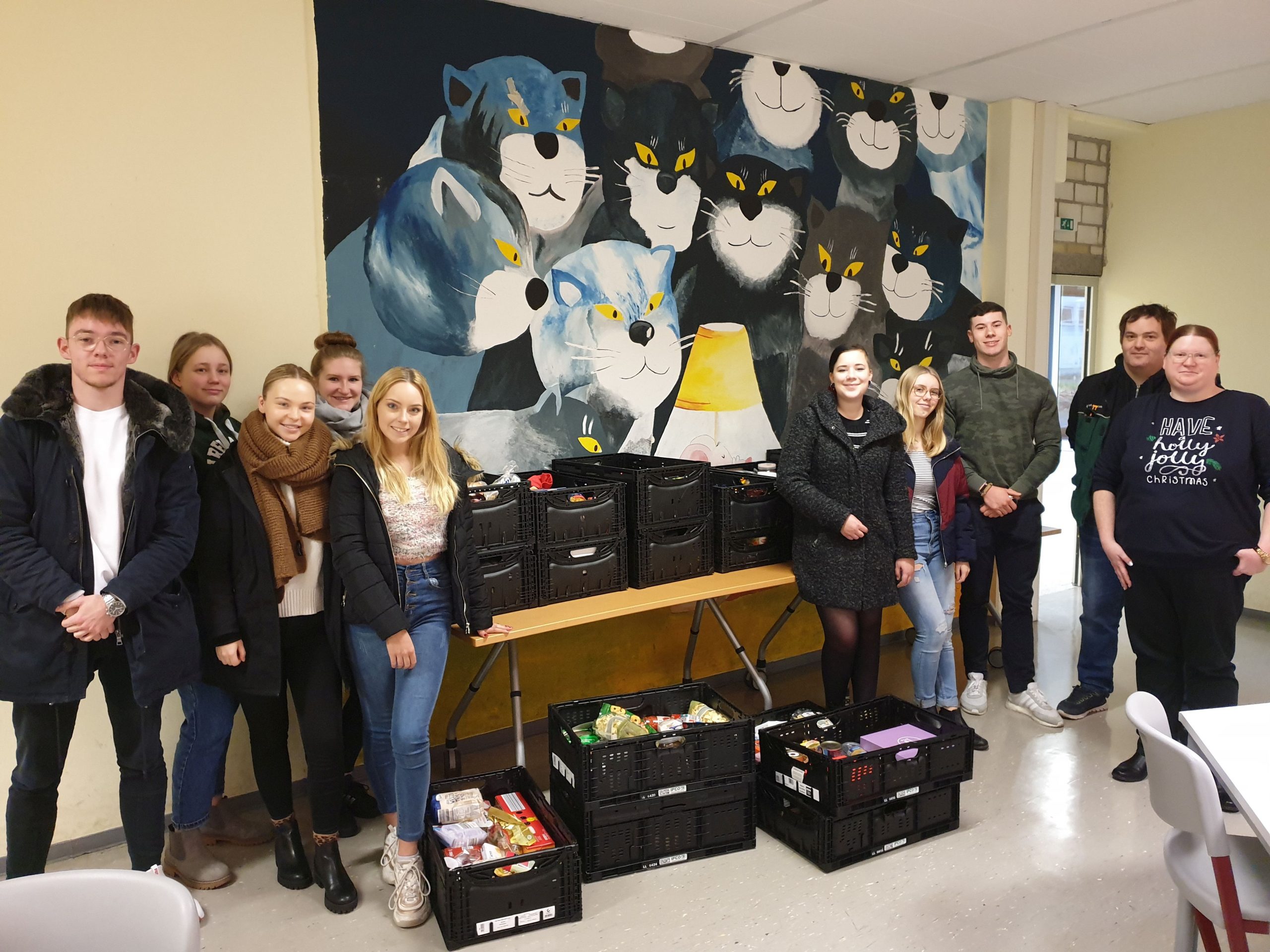 Spendenübergabe an die Hanauer Tafel und Weihnachtsgottesdienst der Lindenauschule