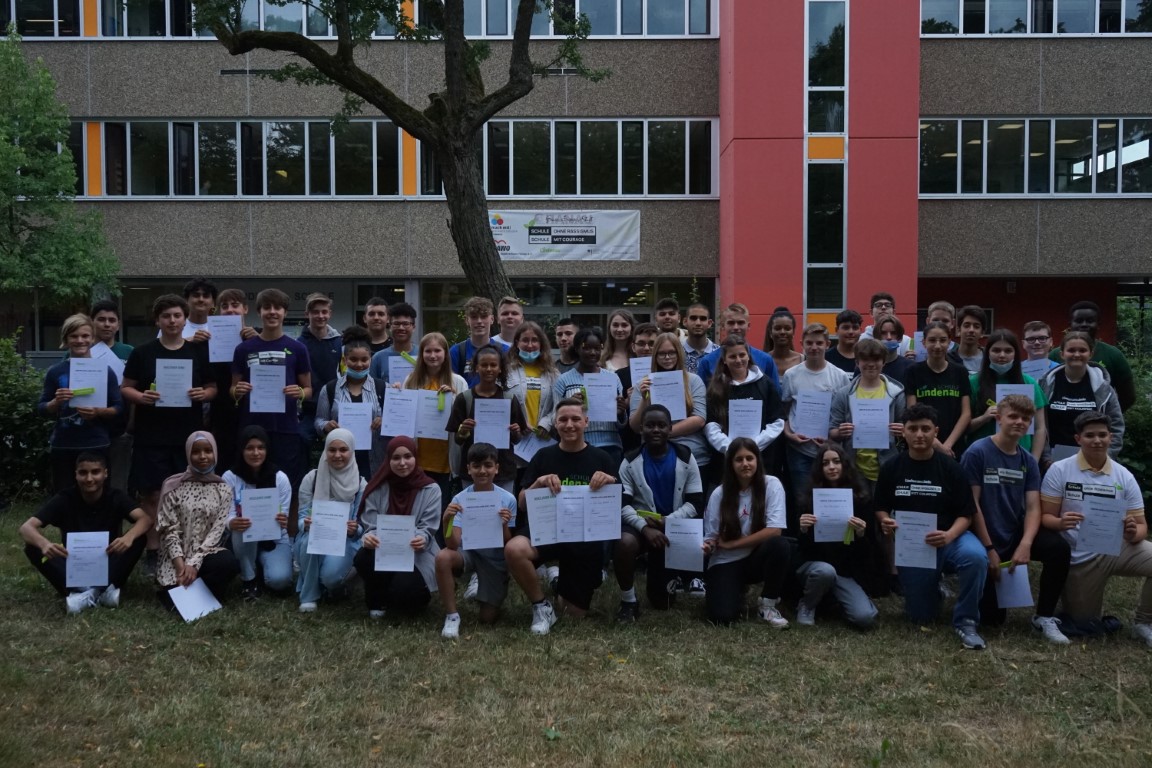 Lindenauschule würdigt engagierte Schülerinnen und Schüler