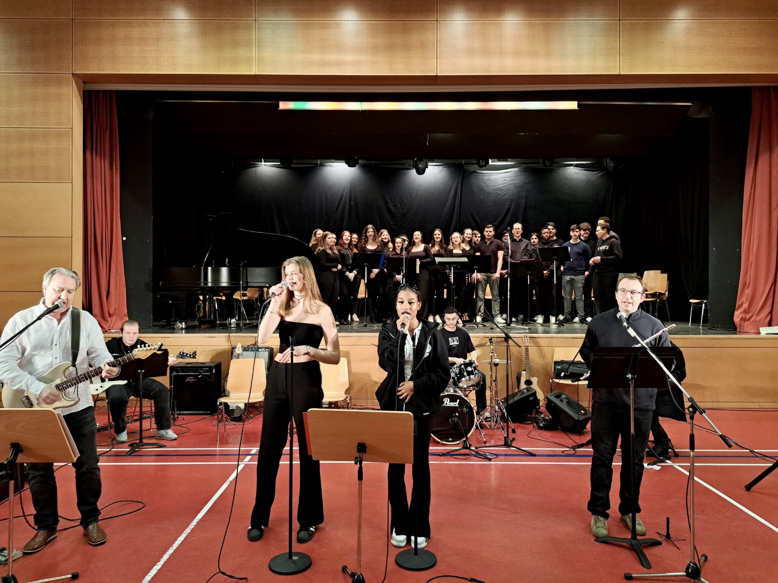Mitreißendes Neujahrskonzert der Lindenauschule