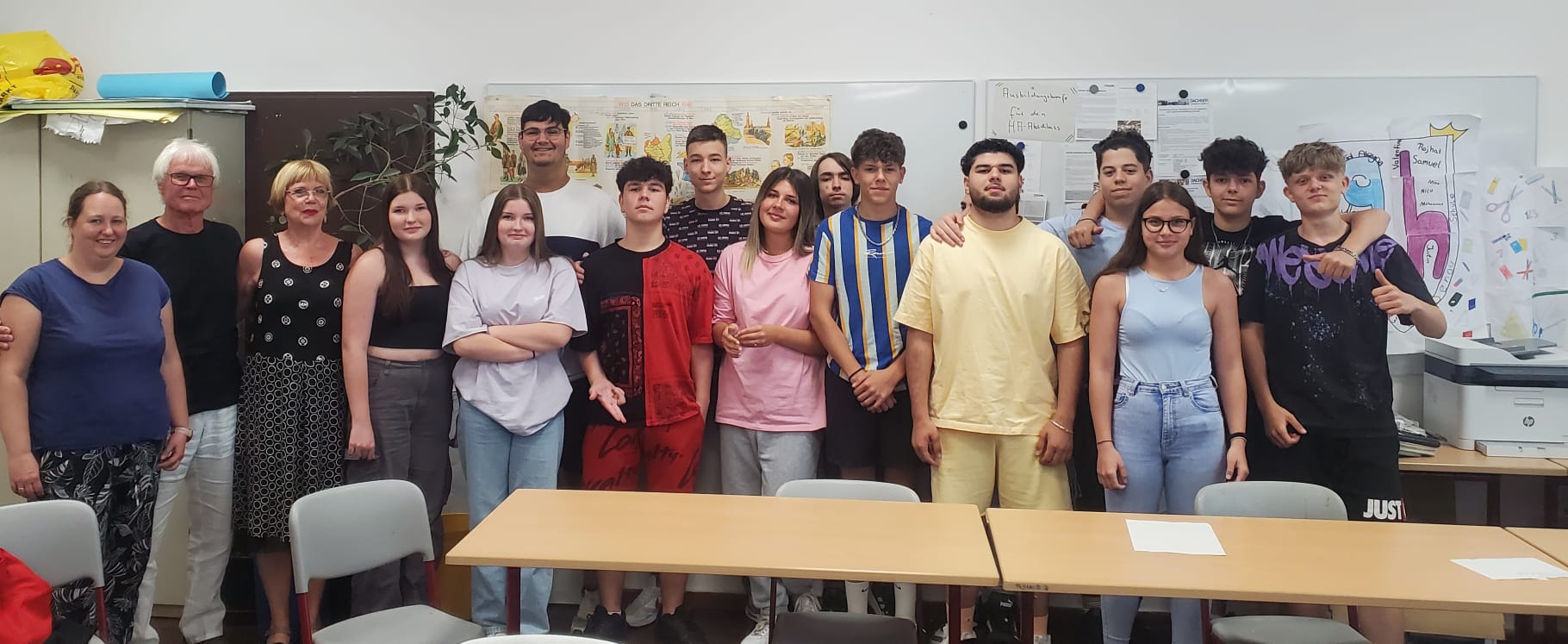 Zeitzeugen besuchen den Geschichtsunterricht der 9. Jahrgangstufe
