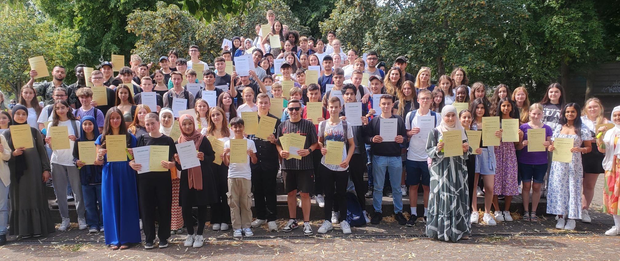 Lindenauschule würdigt engagierte Schülerinnen und Schüler