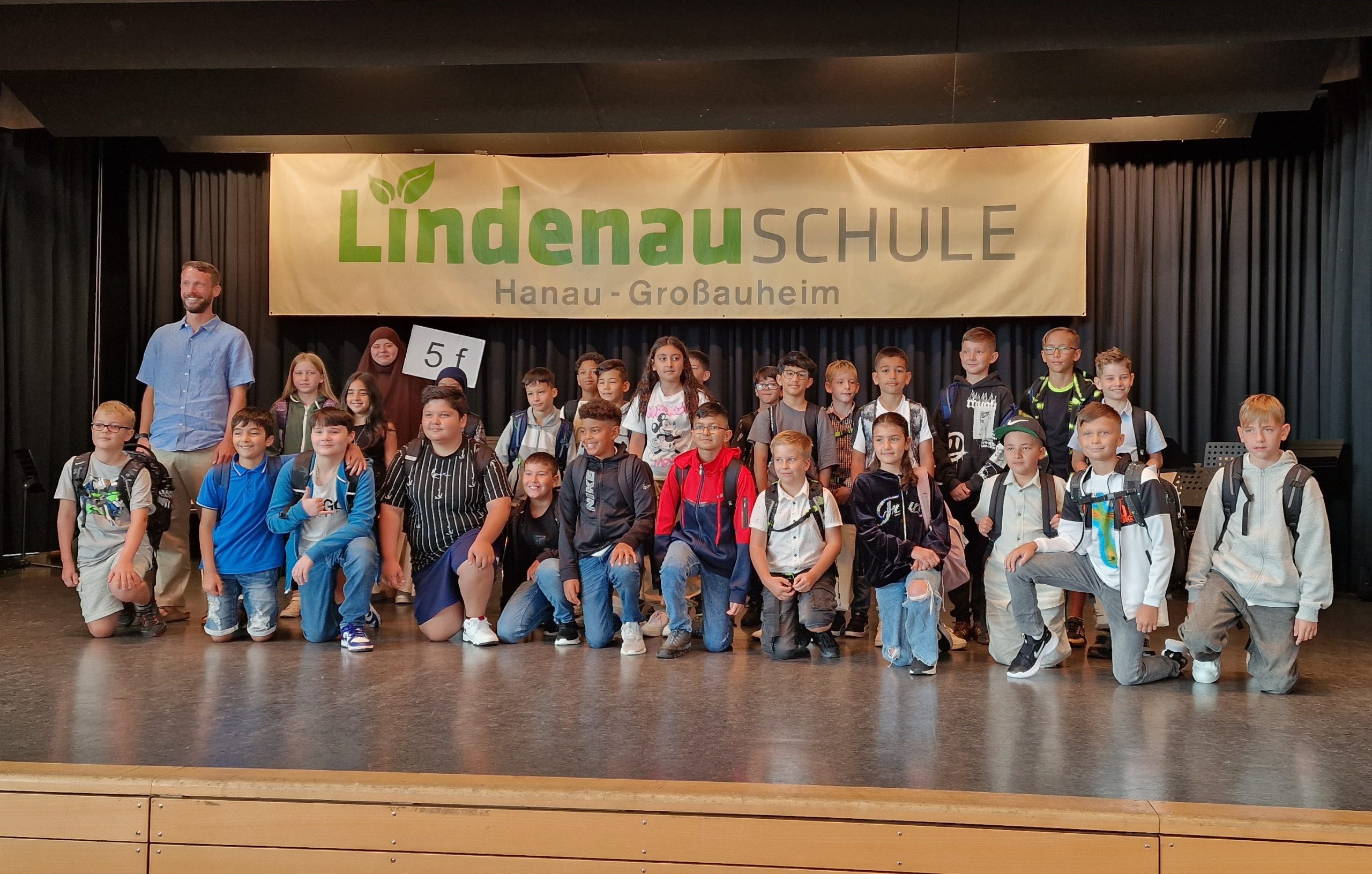 Einschulung: Lindenauschule begrüßt knapp 165 neue Fünftklässler