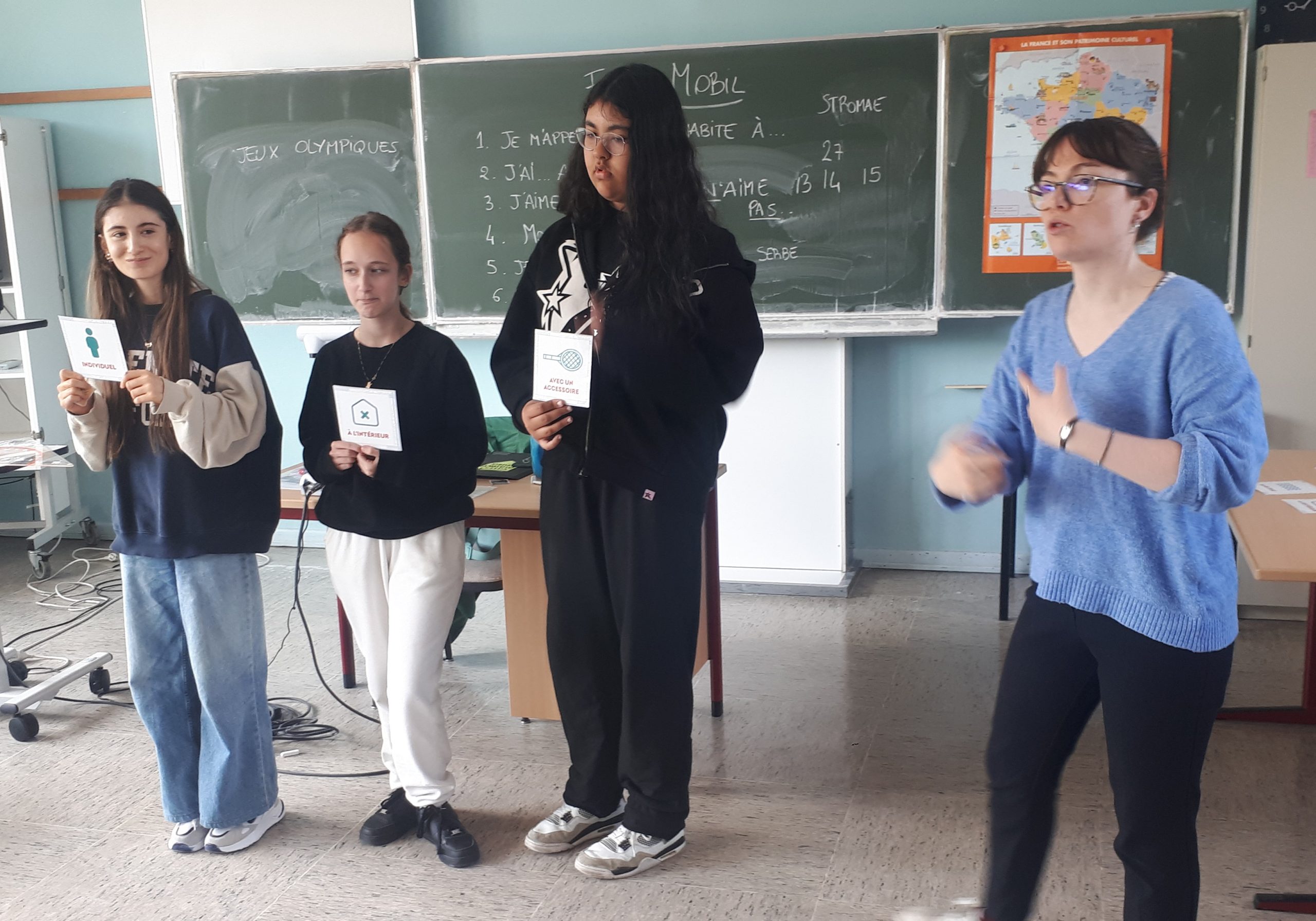 Besuch des France mobil an der Lindenauschule