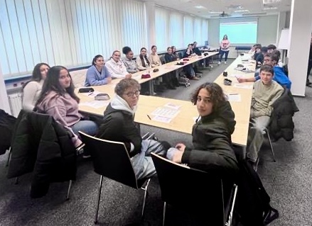Schüler der Lindenauschule entdecken berufliche Perspektiven im BIZ Hanau
